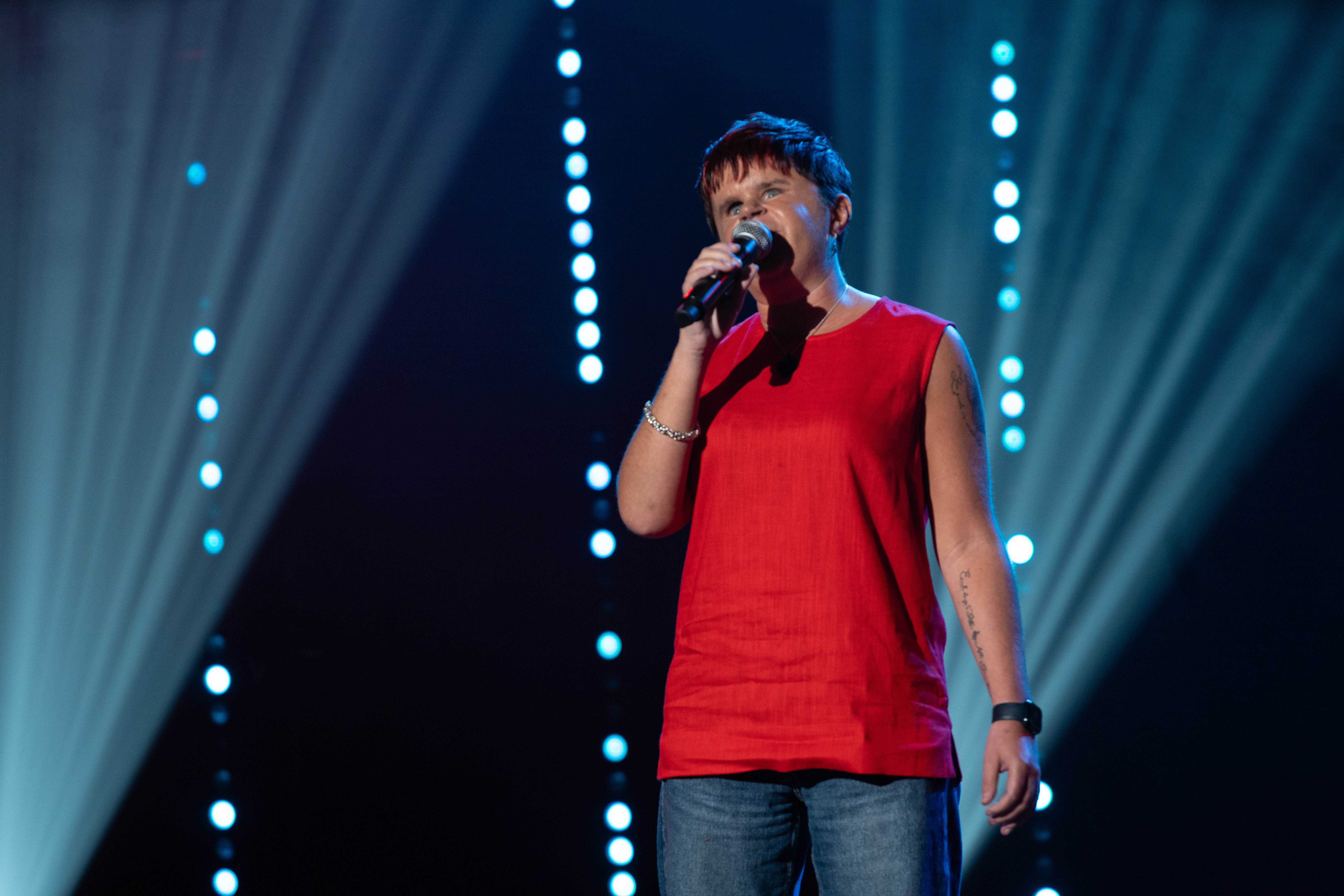 Sydney performs winning set at Comedy Bloomers 2025